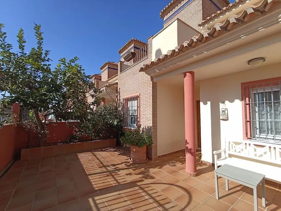 Casa Victoria. Adosado En Benajarafe. Villa